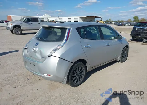 2015 Nissan Leaf S z USA, uszkodzony, nr VIN 1N4AZ0CP2FC324695